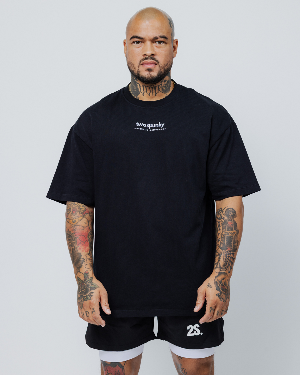 04/ Le T-Shirt. 300 - Black Two Spunky