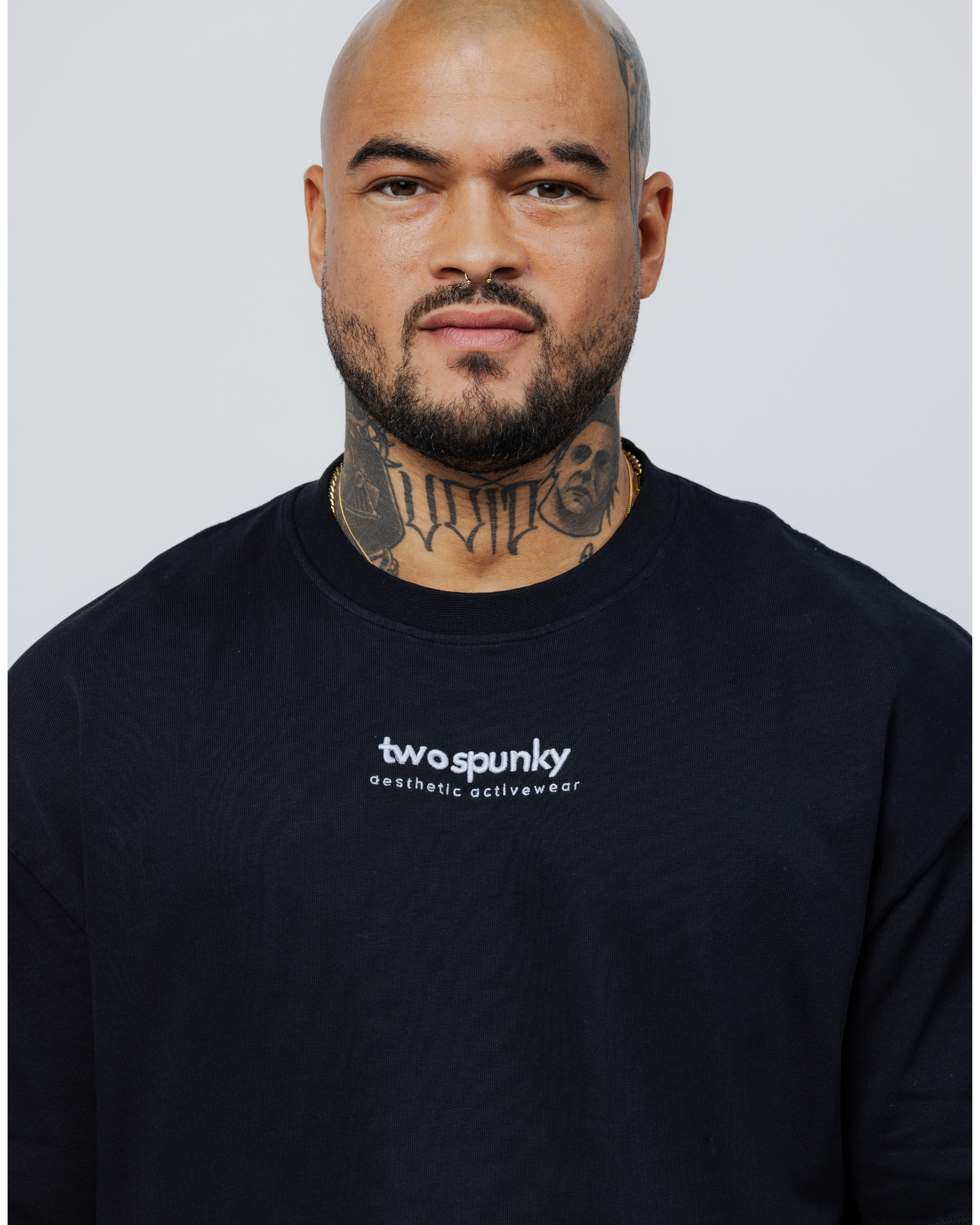 03/ Le T-Shirt Black. Two Spunky