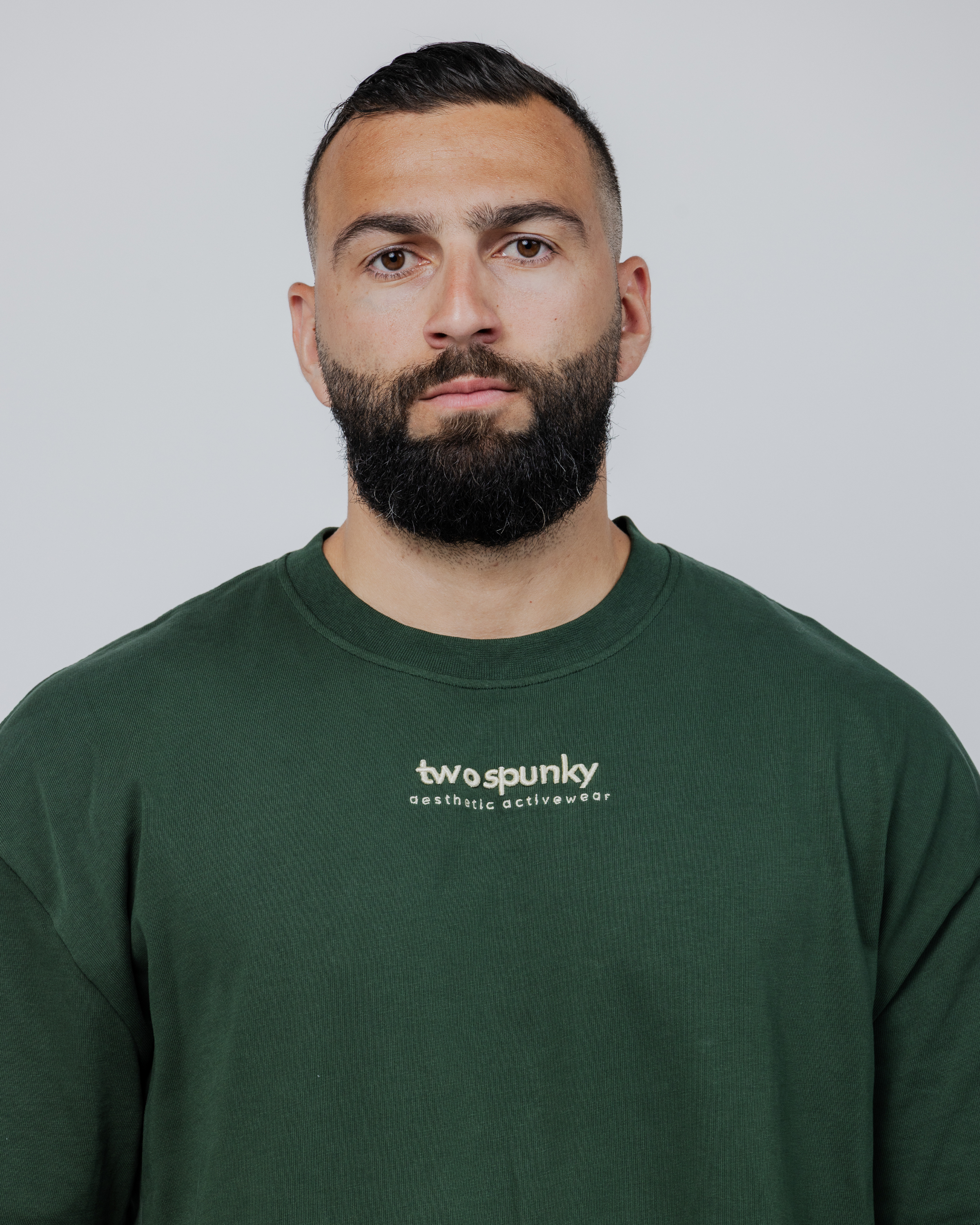 04/ Le T-Shirt. 300 - Pure Green Two Spunky